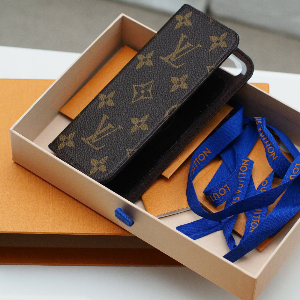 Louis Vuitton iPhone 7 and 8 Folio Monogram Case